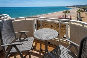 Caprici Beach Hotel & Spa