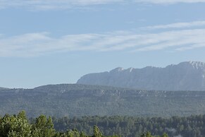 Appart'Hotel Garden & City Rousset