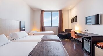 Hotel ILUNION Aqua 4