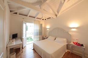 Tarthes Hotel