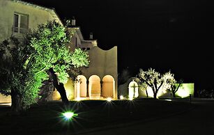 Tarthes Hotel