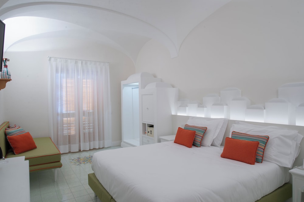 Hotel Tramonto d'Oro