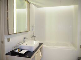 Centre Point Plus Hotel Pratunam