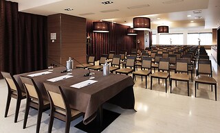 Antony Palace Hotel
