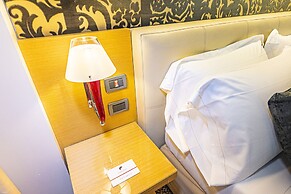 Antony Palace Hotel