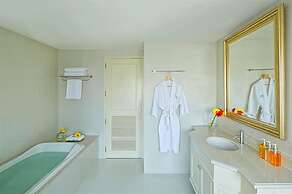 Centre Point Plus Hotel Silom