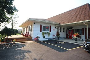 Country Squire Motel
