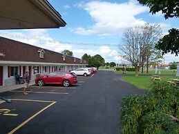 Country Squire Motel