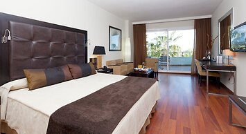 Senator Banús Adults Recomended
