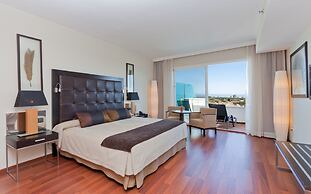 Senator Banús Adults Recomended