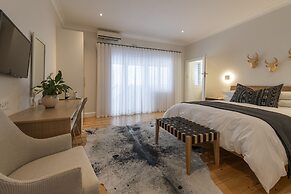 Hide Away Guest House