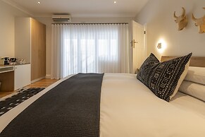Hide Away Guest House
