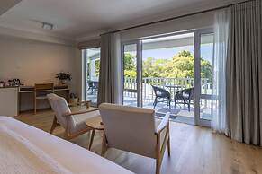 Hide Away Guest House