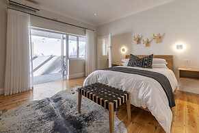 Hide Away Guest House