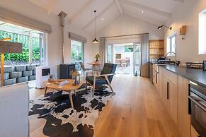 Hide Away Guest House