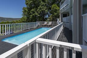Hide Away Guest House