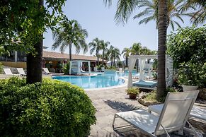 Cruccuris Resort Adults Only