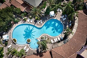 Cruccuris Resort Adults Only