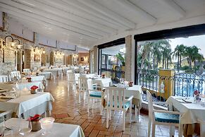 Cruccuris Resort Adults Only