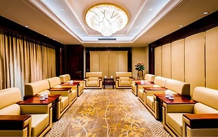 Hangzhou Xinqiao Hotel