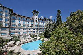 Hotel Savoy Palace