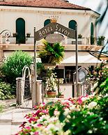 Hotel Savoy Palace
