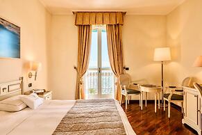 Hotel Savoy Palace