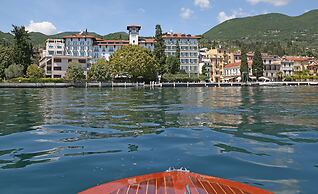 Hotel Savoy Palace