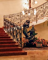 Hotel Savoy Palace