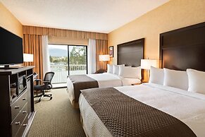 Days Inn & Conference Centre by Wyndham Cranbrook