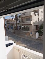 Renia Studios