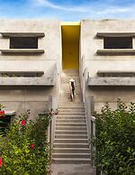 Hix Island House