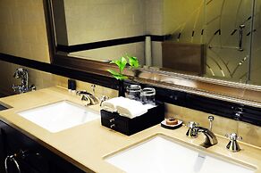 Paramount Gallery Hotel