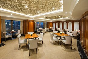Paramount Gallery Hotel