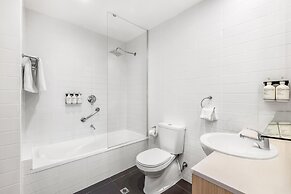 Adina Apartment Hotel Perth - Barrack Plaza