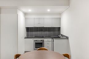 Adina Apartment Hotel Perth - Barrack Plaza
