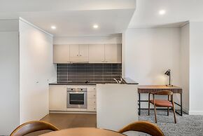 Adina Apartment Hotel Perth - Barrack Plaza