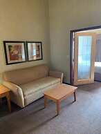 Clarion Pointe