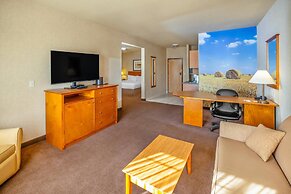 Clarion Pointe