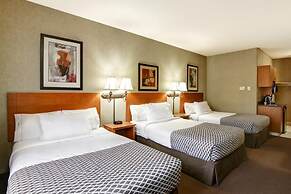 Clarion Pointe