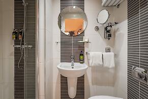 Hotel Arc de Triomphe