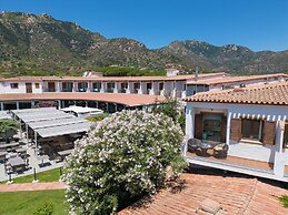Cormoran Resort Villasimius