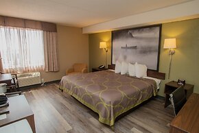 Super 8 by Wyndham Mississauga