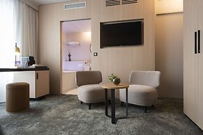 Best Western Premier Le Masq Hotel