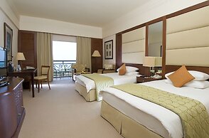 Danat Jebel Dhanna Resort