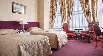 Diamond Hotel