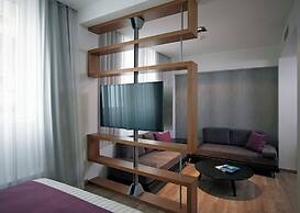 Amazon Hotel