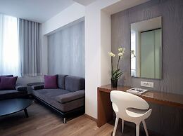 Amazon Hotel