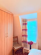 Albro House Hotel