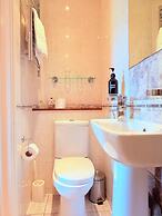 Albro House Hotel